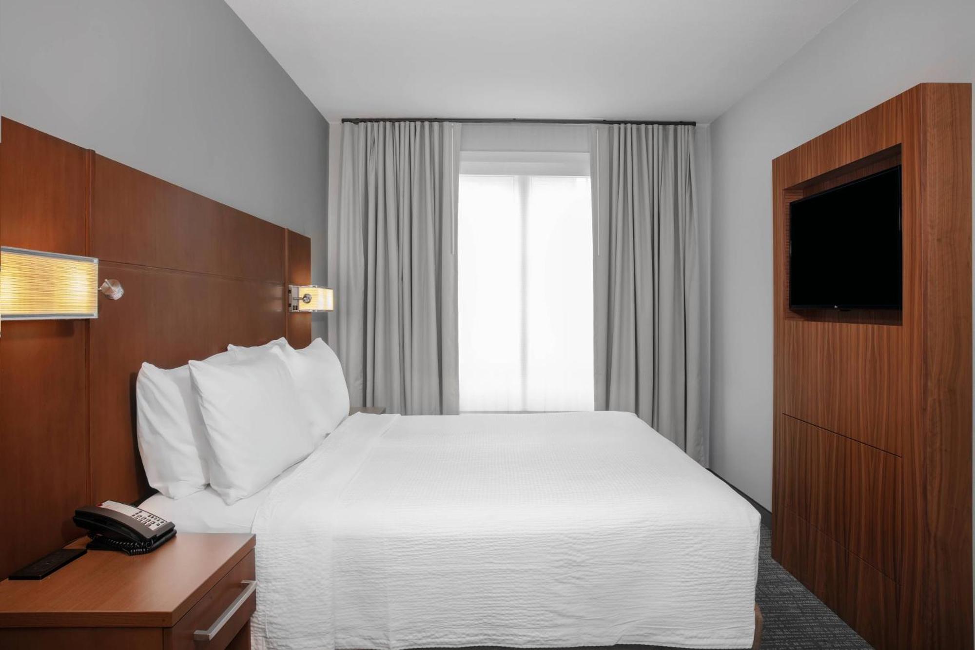 Residence Inn By Marriott Norwalk Exterior photo