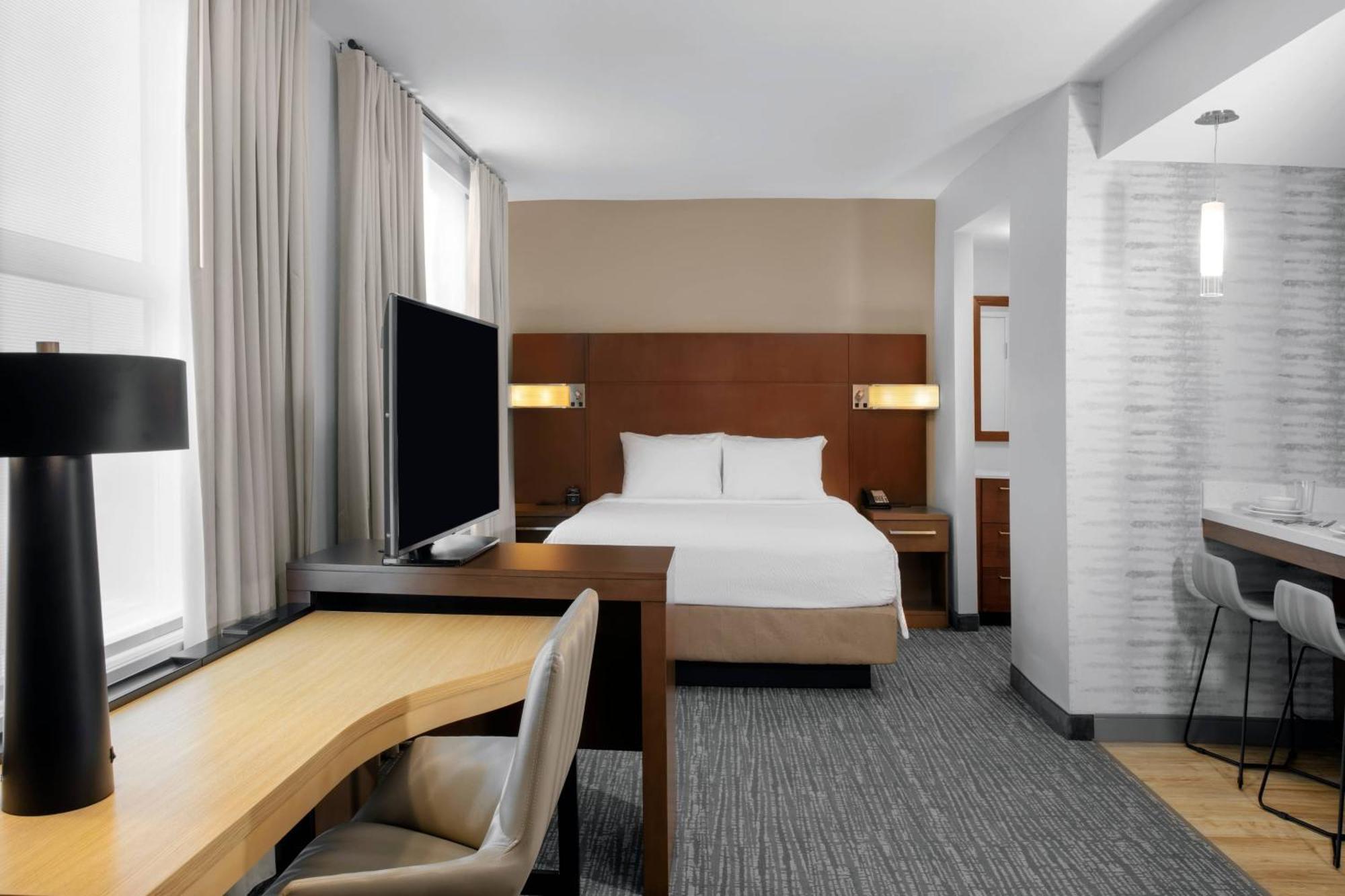 Residence Inn By Marriott Norwalk Exterior photo