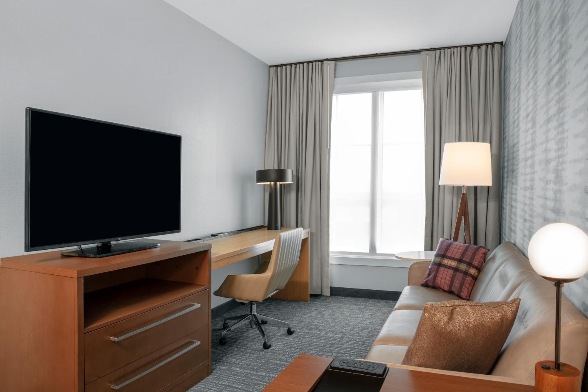 Residence Inn By Marriott Norwalk Exterior photo